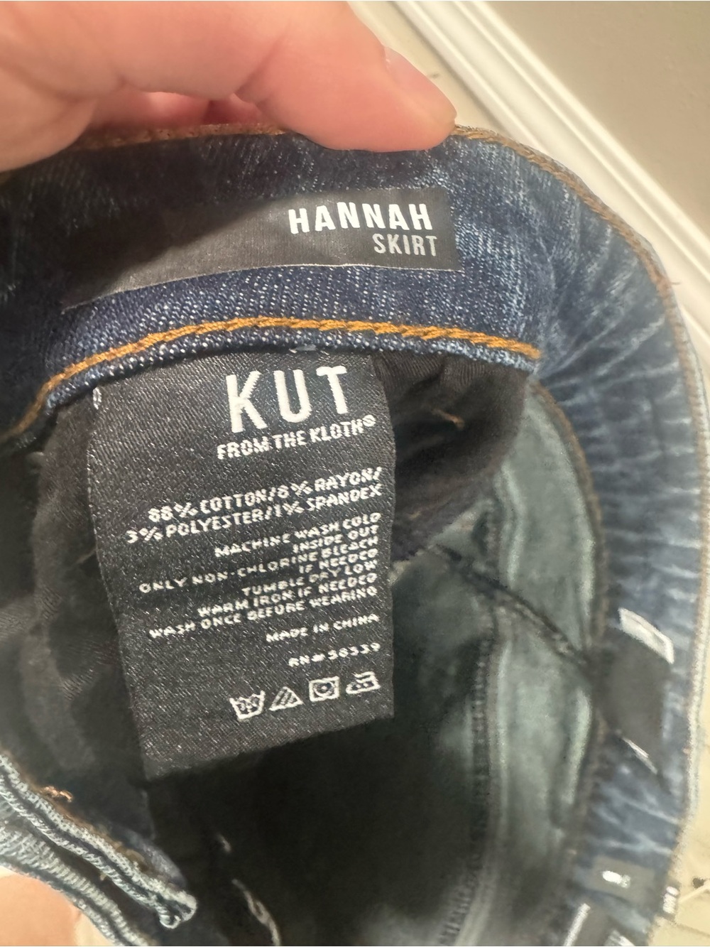 NWT KUT from the Kloth Hannah Skirt - Picture 7 of 7